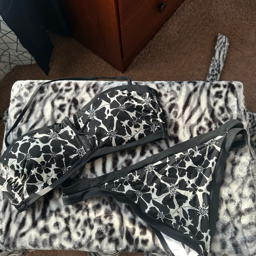 Adore Me Black and White Triangle Bikini with Floral Print